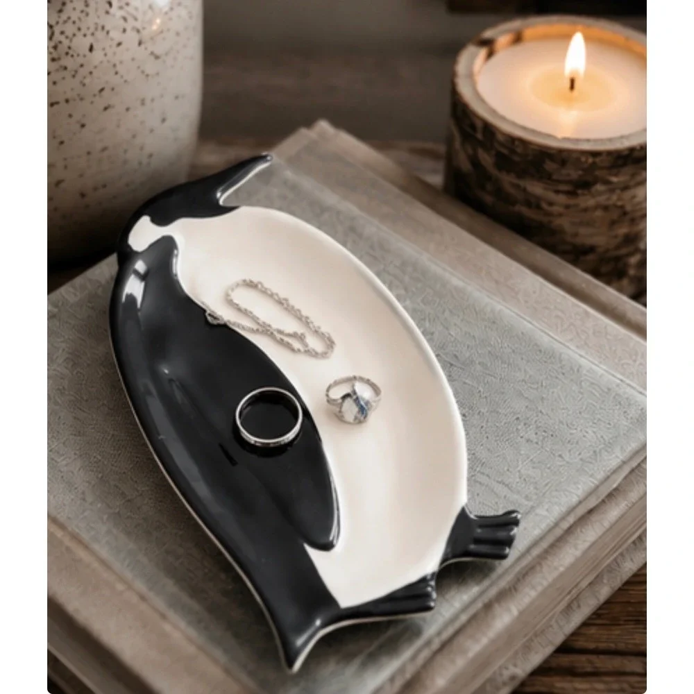 Boston Warehouse Penguin Ceramic Tidbit Trinket Dish Black White‎ Coastal Decor